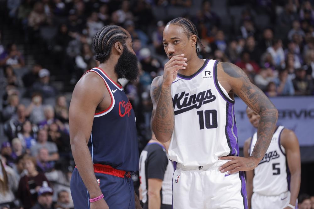 距正逐渐缩 距正逐渐缩