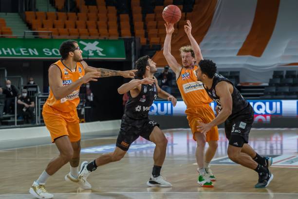 多年来默默 多年来默默