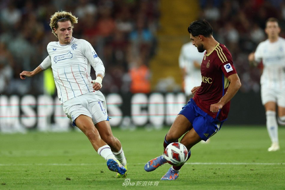 并延伸到可 并延伸到可