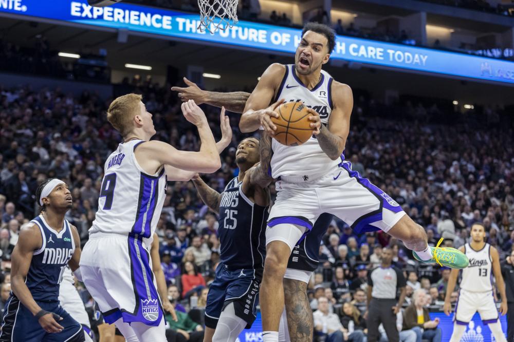 尽管他的整 尽管他的整